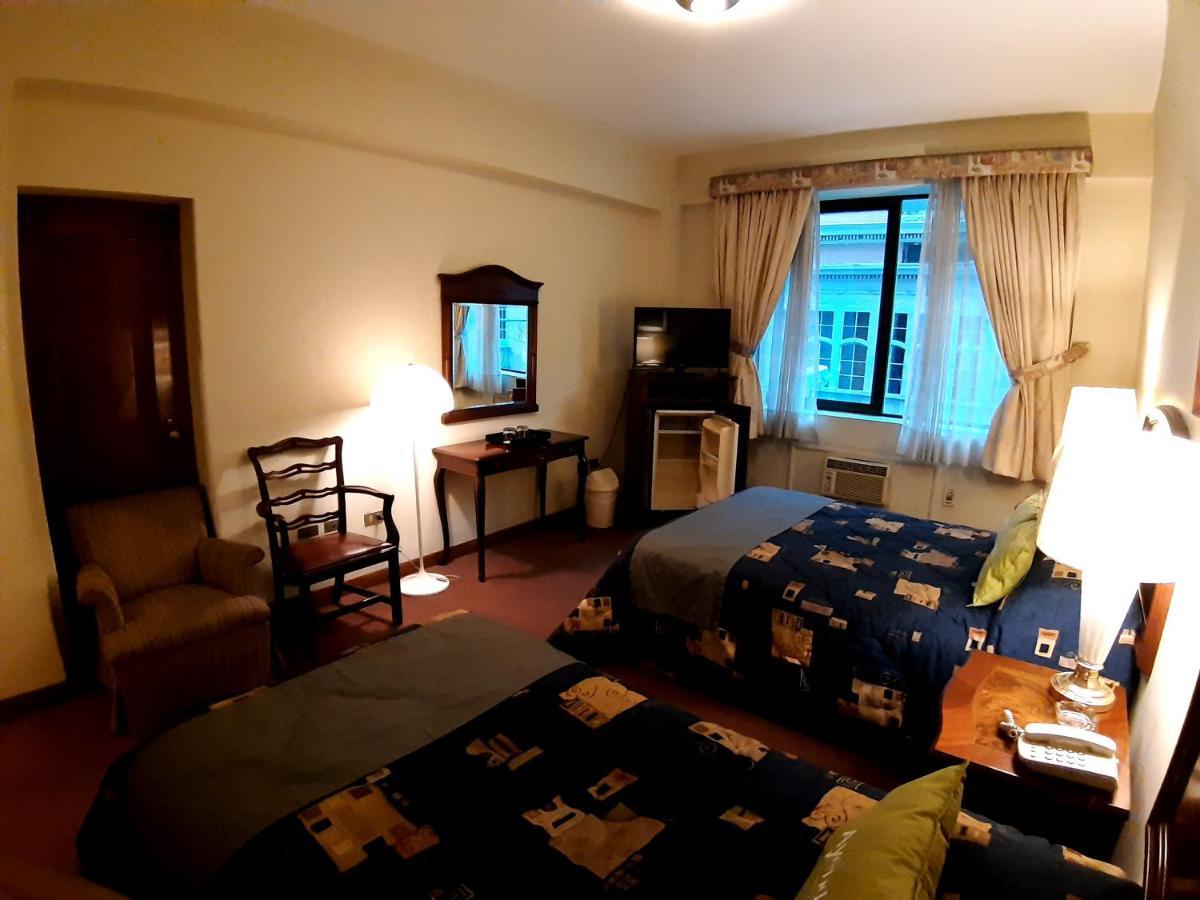 Hotel Maury Lima Buitenkant foto